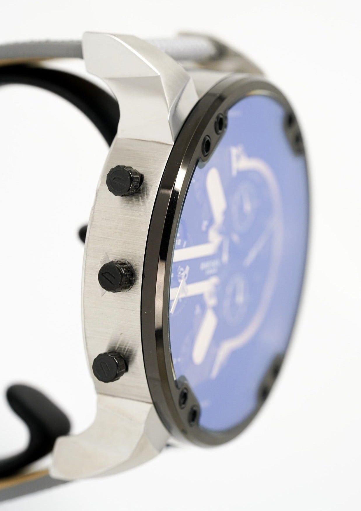 Diesel DZ7429 Mr. Daddy 2.0 Chronograph Men's Watch – Black Dial & Grey Nylon Strap